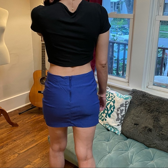 Cobalt blue mini skirt - Picture 12 of 13